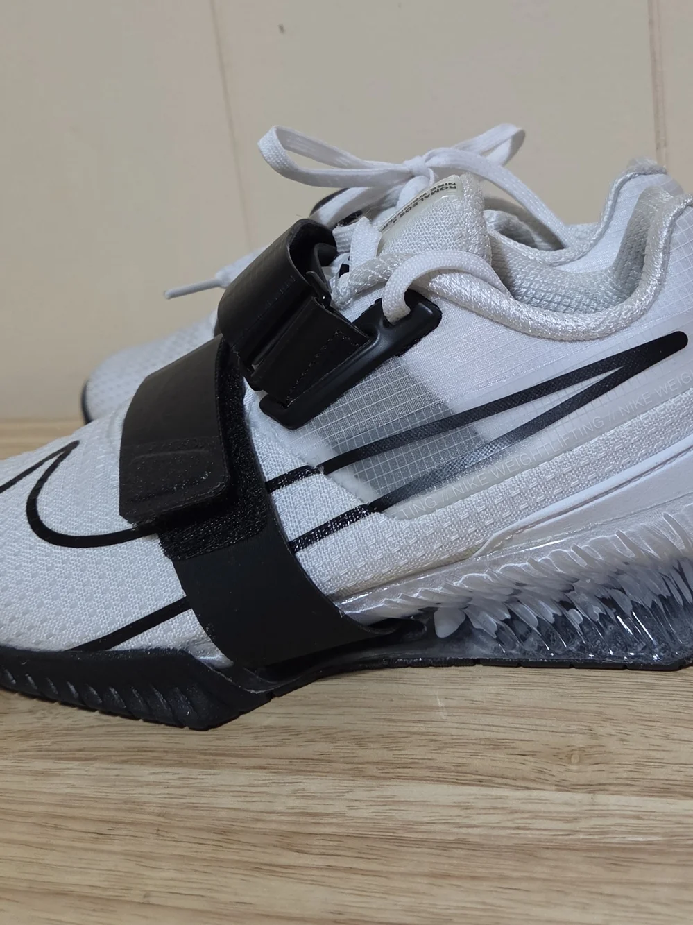 Nike Romaleos 4 Weightlifting White and Black Strap Athletic Shoes